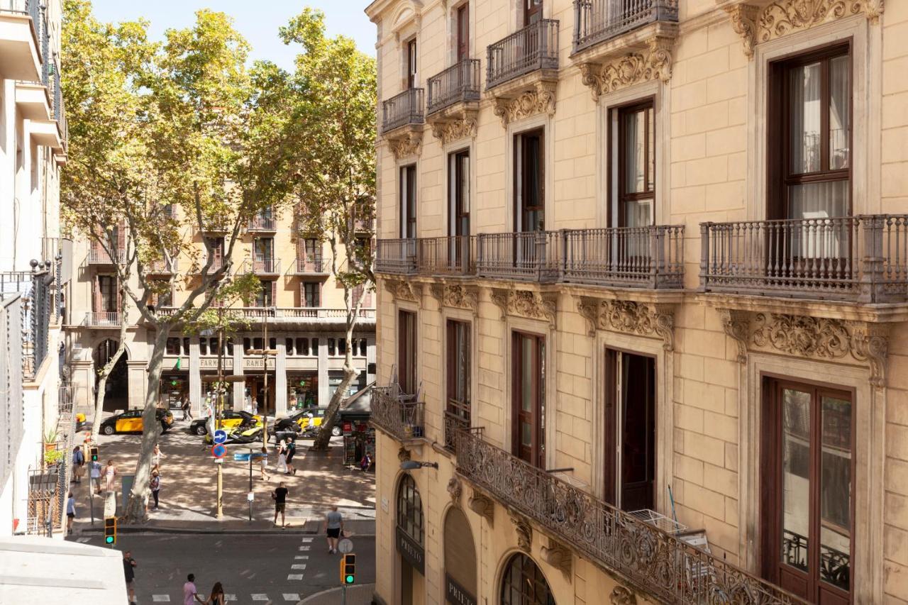 Gaudi Ramblas Барселона Экстерьер фото